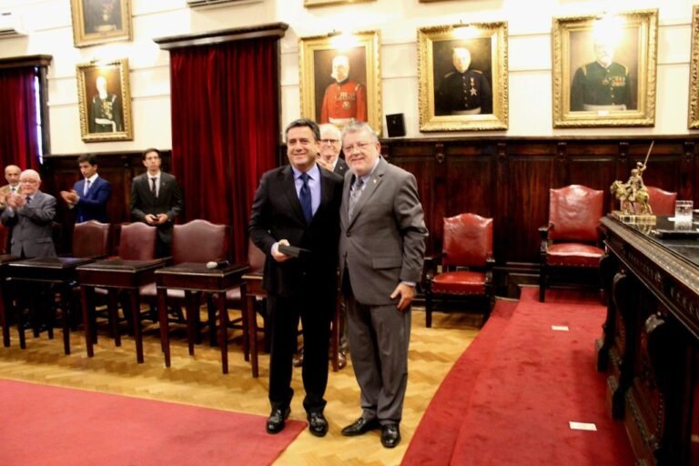 Voluntario Honorario Rodrigo Ready Selamé es el nuevo Vicesuperintendente del Cuerpo de Bomberos de Santiago